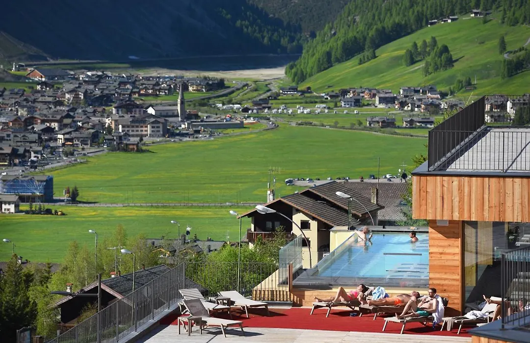 Alpen Resort Bivio-1